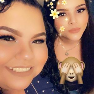 Meet your Posher, Andrea